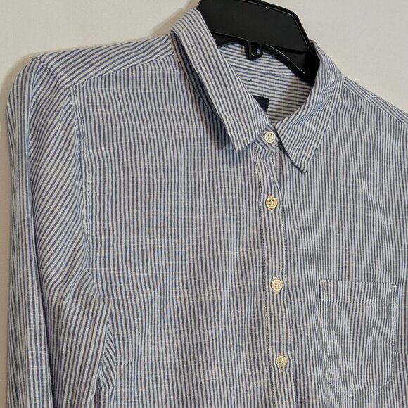 GAP Blue Oxford Striped Long Sleeve Pullover Collared Button Shirt; Size XS - Picture 2 of 4